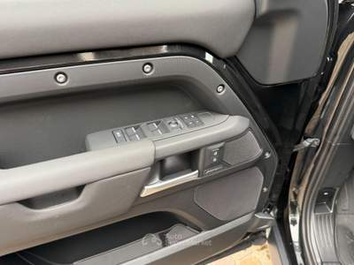 Land Rover Defender 110 3.0D 200 CV AWD X-Dynamic SE autocarro iva esp Nero usata Castiglione delle Stiviere
