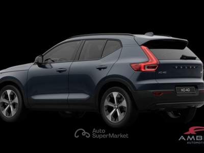 Volvo XC40 B3 Mild hybrid Benzina Plus Dark Blu/Azzurro usata Corciano