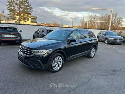 Volkswagen Tiguan Allspace 2.0 TDI SCR DSG 4MOTION Life Nero usata Cologno Monzese
