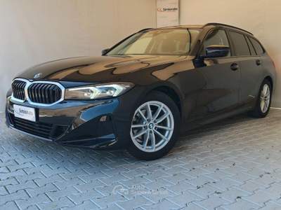 BMW Serie 3 318d d 48V Touring Nero usata Resana