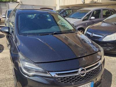 Opel Astra molto comoda Blu/Azzurro usata San Martino Valle Caudina