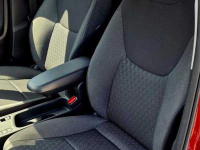Toyota Yaris piccola comoda ed economica Rosso usata San Donato Milanese