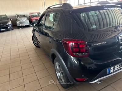 Dacia Sandero Stepway 1.5 Blue dCi 95CV 15th Anniversary Grigio usata Asigliano Veneto