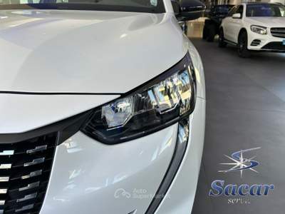Peugeot 208 208 1.2 puretech Active Pack s&amp;s 75cv Bianco usata Potenza