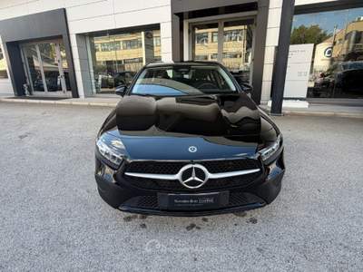 Mercedes-Benz Classe A d Automatic Advanced Nero usata Potenza