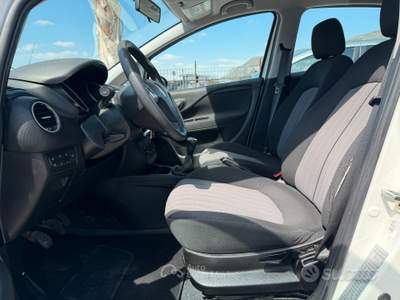 Fiat Punto ANNO 2017 1.3 MJT 95 CV usata Striano