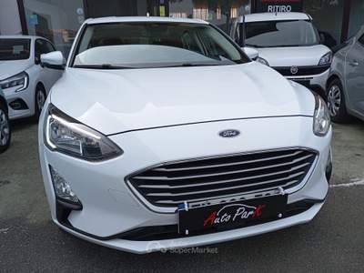 Ford Focus 5P 1.5 EcoBlue 95CV Business Bianco usata Giugliano in Campania