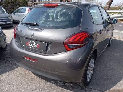 Peugeot 208 5P 1.2 PureTech 82CV Active Grigio usata Giugliano in Campania