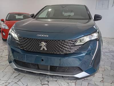 Peugeot 3008 1.2 PureTech Turbo 130CV Allure Pack Blu/Azzurro usata Giugliano in Campania