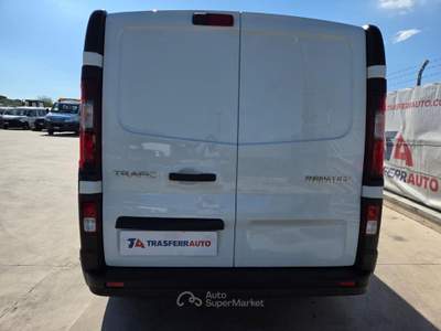 Renault Trafic T27 2.0 BluedCi 130CV PC-TN Furgone Bianco usata Napoli