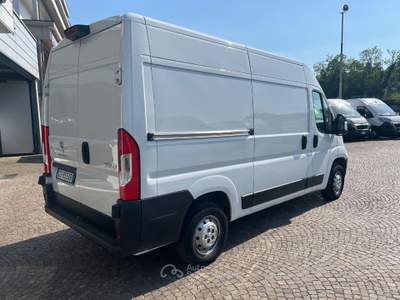 Peugeot Boxer 33 2.2 BlueHDi 120 S&S PM-TM Furgone Bianco usata Garbagnate Monastero