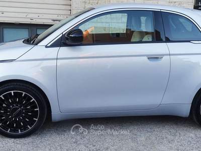 Fiat 500 Berlina Hybrid Icon PREZZO REALE usata Spoltore