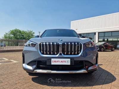BMW iX1 xdrive 30 X-Line Giallo usata Lesmo