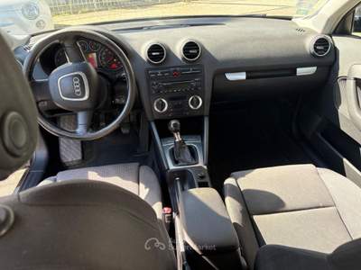 Audi A3 1.9 tdi Ambition Nero usata Guastalla
