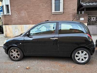 Lancia Ypsilon Buona meccanica, pochi chilometri negli ultimi anni Nero usata Torino