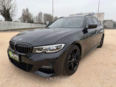 BMW Serie 3 320d 320 320d TOTAL BLACK mhev 48V Msport auto Nero usata Ferrara