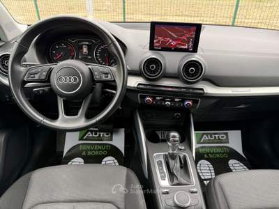 Audi Q2 30 1.6 tdi Identity Black s-tronic my20 Nero usata Ferrara