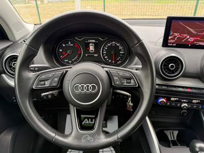 Audi Q2 30 1.6 tdi Identity Black s-tronic my20 Nero usata Ferrara
