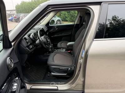 MINI Cooper D Countryman 2.0 Hype auto Grigio usata Ferrara