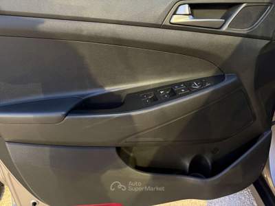 Hyundai Tucson Sound Edition 2wd 115cv Grigio usata Ferrara