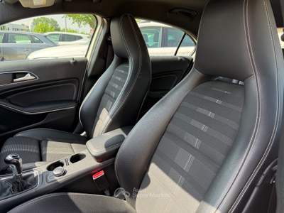 Mercedes-Benz Classe A A 180 d Premium Bianco usata Ferrara