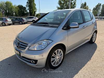 Mercedes-Benz Classe A A 180 CDI Elegance Grigio usata Ferrara