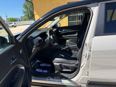 Jeep Avenger 100 CV MHEV Summit Beige usata Ferrara