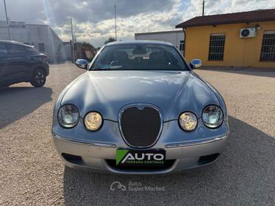 Jaguar S-Type Executive Grigio usata Ferrara