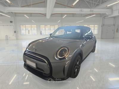 MINI Cooper MINI COOPER CLASSIC AUTO 5 PORTE BERLINA usata Roma