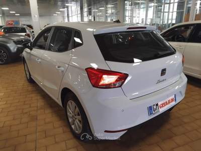 Seat Ibiza 1.0 TGI 5 porte Business NAVI LED Bianco usata Vigevano