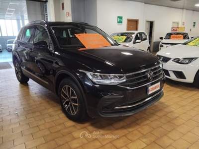 Volkswagen Tiguan 1.4 TSI eHYBRID DSG LIFE PLUG IN 245 CV Nero usata Vigevano