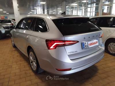 Skoda Octavia 1.4 TSI Plug-In DSG Wag. Style VIDEO PELLE 204 CV Argento usata Vigevano