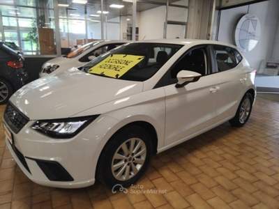 Seat Ibiza 1.0 TGI 5 porte Business NAVI LED Bianco usata Vigevano