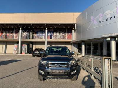 Ford Ranger 2.2 TDCi aut. DC Limited 5pt. IVA COMPRESA Grigio usata San Vendemiano