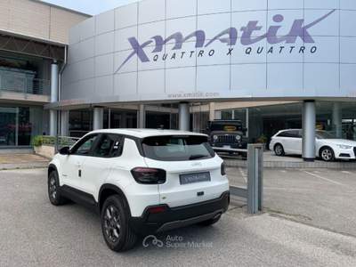 Jeep Avenger 1.2 Turbo MHEV Longitude AUTOMATICA Bianco usata San Vendemiano