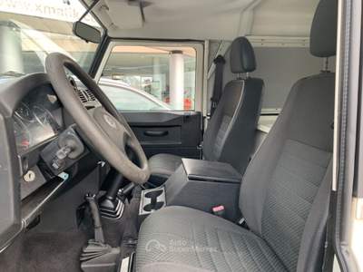 Land Rover Defender 110 2.4 TD4 Hard Top 3 pt. PANEL VAN PREZZO + IVA Bianco usata San Vendemiano