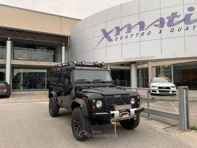 Land Rover Defender 110 2.5 Td5 Station Wagon ARIA COND. + ABS + ETC Nero usata San Vendemiano