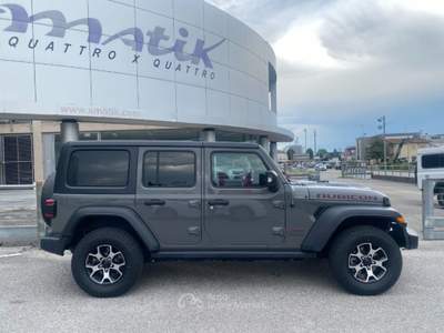 Jeep Wrangler Unlimited 2.2 Mjt II Rubicon GANCIO TRAINO Grigio usata San Vendemiano