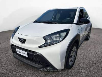 Toyota Aygo X 1.0 72cv Active Bianco usata Empoli