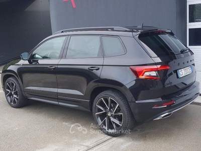 Skoda Karoq 2.0 TDI 4x4 DSG SportLine Camera GANCIO 19" DCC Nero usata Chiusa