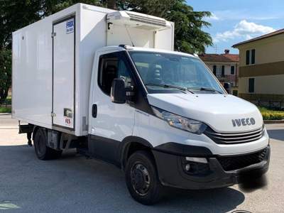 Iveco Daily 35C18 CELLA FRIGO FRBX IVA D AUTOCARRO appena coll Bianco usata Sant'Angelo in vado