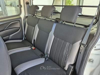 Fiat Doblò Doblò 1.6 MJT 120CV S&S PC Combi N1 Easy Bianco usata Francavilla Fontana