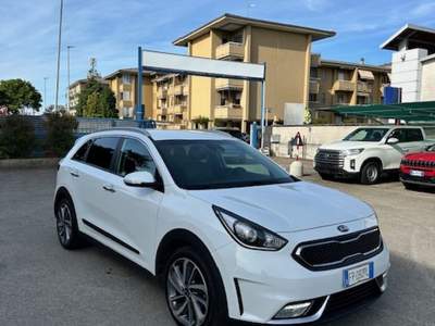 Kia Niro 1.6 GDi DCT HEV Style Bianco usata Novara