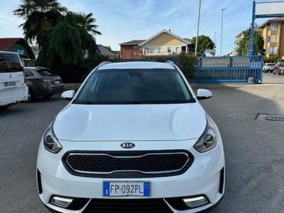 Kia Niro 1.6 GDi DCT HEV Style Bianco usata Novara