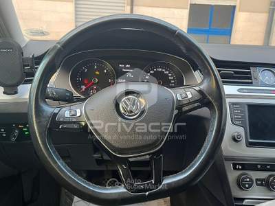 Volkswagen Passat VOLKSWAGEN Passat Variant 2.0 TDI Business BlueMotion Tech. Blu/Azzurro usata Bisceglie