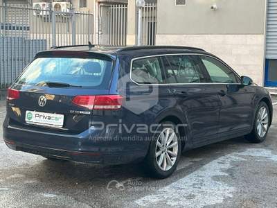 Volkswagen Passat VOLKSWAGEN Passat Variant 2.0 TDI Business BlueMotion Tech. Blu/Azzurro usata Bisceglie