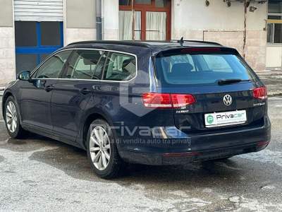 Volkswagen Passat VOLKSWAGEN Passat Variant 2.0 TDI Business BlueMotion Tech. Blu/Azzurro usata Bisceglie