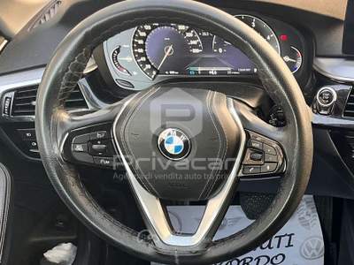 BMW Serie 5 520d BMW 520d xDrive Touring Business Nero usata Bisceglie