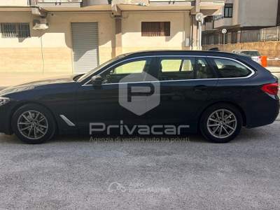 BMW Serie 5 520d BMW 520d xDrive Touring Business Nero usata Bisceglie