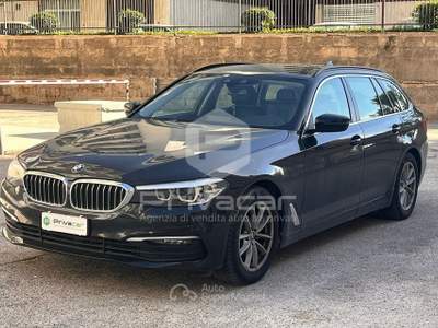 BMW Serie 5 520d BMW 520d xDrive Touring Business Nero usata Bisceglie